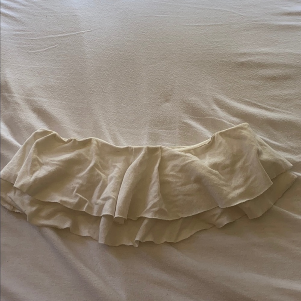 urban outfitters/kimchi blue white ruffle top